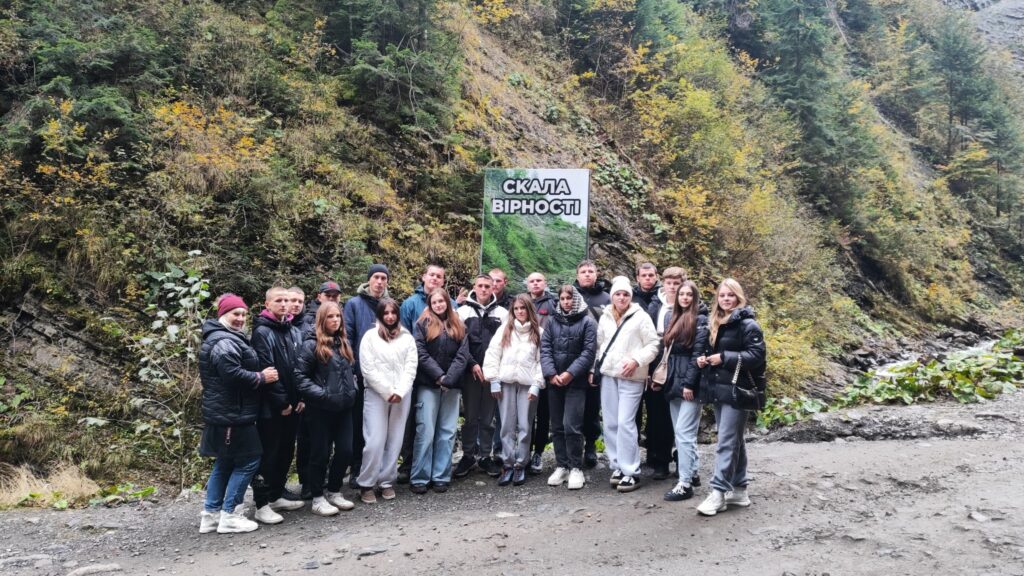 569596075_2032260940909056_2975683640491908395_n