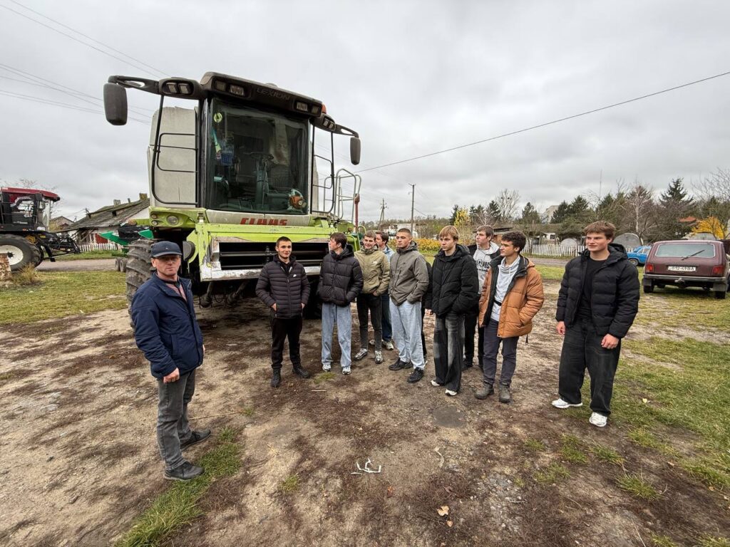 574387222_1872343546684686_6181440876275195778_n